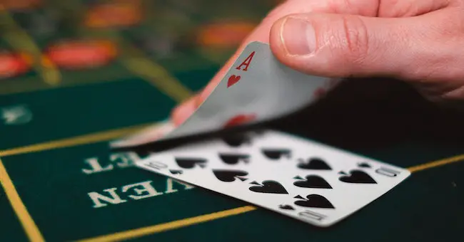 A Small-Group Showdown: Poker With 3-6 Players